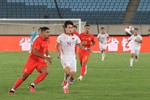 Tiến Linh nhận thẻ đỏ, đội tuyển Việt Nam thua Trung Quốc
