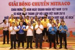 Đội bóng chuyền nam cụm Lào vô địch Giải Bóng chuyền Mitraco