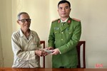Cụ ông 81 tuổi đạp xe lên TP Hà Tĩnh rút tiền để nộp cho... người lạ