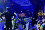 Khởi tố 4 đối tượng tổ chức “phê” ma túy trong quán karaoke ở Hương Sơn