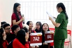 Học sinh iSchool Hà Tĩnh hào hứng với sân khấu khóa môn Ngữ văn