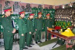 Bộ Tư lệnh Quân khu 4 kiểm tra công tác sẵn sàng chiến đấu và chúc tết tại Hà Tĩnh