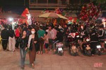 Dạo chợ đêm ngày tết ở phố núi Hương Sơn