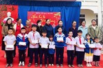 Liên hiệp Hội Phụ nữ Việt Nam tại Đức tặng quà tết cho hoàn cảnh khó khăn ở Hà Tĩnh