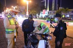 4 ngày tết, CSGT Hà Tĩnh xử phạt 258 tài xế vi phạm nồng độ cồn