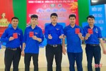 Bốn cán bộ Đoàn, thanh niên từ Hà Tĩnh ra Nghệ An hiến máu cứu người