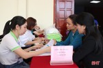 Gần 400 lao động tham gia phiên giao dịch việc làm ở Nghi Xuân