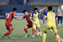 Hà Nội FC vs Hồng Lĩnh Hà Tĩnh: Nghẹt thở phút cuối!