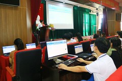 Trường Đại học Hà Tĩnh lập hồ sơ điện tử xử lý công việc