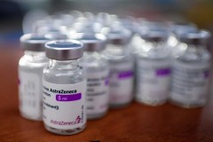 Những người đã tiêm vaccine Covid-19 của AstraZeneca nên làm gì
