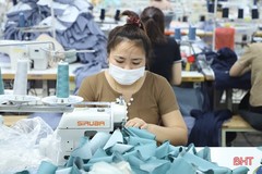 Hơn 3.600 việc làm lĩnh vực may mặc tại Hà Tĩnh chờ lao động