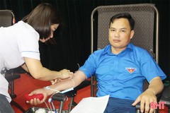 Thu về gần 180 đơn vị máu tại ngày hội hiến máu nhân đạo ở Vũ Quang