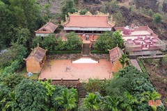 Độc đáo ngôi đền làm từ đá ong ở Hà Tĩnh