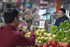 Trải nghiệm đi chợ truyền thống không dùng tiền mặt ở Hà Tĩnh