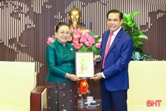 Đại sứ nước CHDCND Lào tại Việt Nam chào xã giao lãnh đạo tỉnh Hà Tĩnh