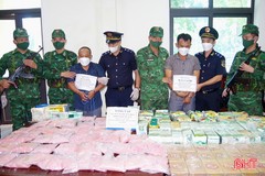 Bắt 2 đối tượng vận chuyển 70 kg ma túy qua biên giới Hà Tĩnh
