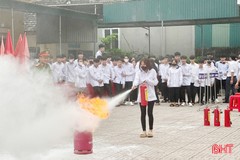 Trang bị kiến thức phòng cháy, chữa cháy cho 650 học sinh ở Hương Sơn