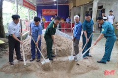 Khởi công xây nhà tình nghĩa cho gia đình chính sách ở Hương Sơn