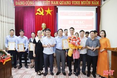 Chủ tịch hội nông dân ở Hương Sơn thi tuyên truyền viên giỏi