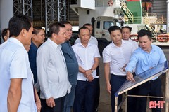 Đoàn đại biểu Thủ đô Viêng Chăn và Bolikhămxay tham quan Khu Kinh tế Vũng Áng