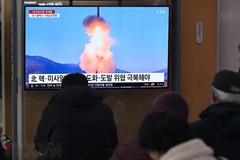 Nhật Bản: 2 tên lửa đạn đạo của Triều Tiên rơi ngoài vùng đặc quyền kinh tế