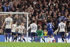 Chelsea làm hẹp cửa dự Champions League của Tottenham