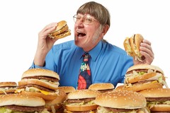 Người đàn ông giữ kỷ lục ăn hơn 34.000 chiếc hamburger