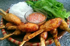 Nem rán, chạo tôm Việt Nam lọt top món ăn nhẹ ngon nhất thế giới