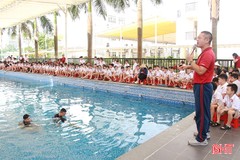 Trang bị kỹ năng phòng tránh đuối nước cho học sinh iSchool Hà Tĩnh
