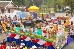 Người dân Lào nghỉ 6 ngày đón tết cổ truyền Bunpimay