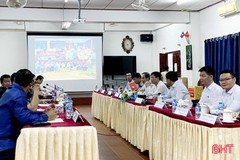 Trao đổi kinh nghiệm, hợp tác y tế giữa Hà Tĩnh và Bolikhămxay