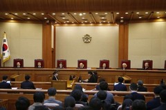 Tổng thống Hàn Quốc lại vắng mặt trong phiên tòa luận tội thứ hai