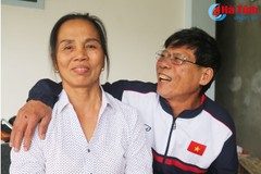 Mẹ Tiến Dũng kể phút giây "ngưng thở" khi con trai đá quả penalty quyết định cho U23 Việt Nam