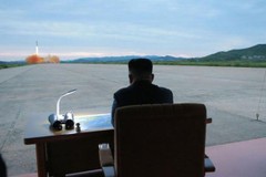Thế giới nổi bật trong tuần: Triều Tiên bất ngờ phóng tên lửa dù tập trận Mỹ-Hàn đã kết thúc