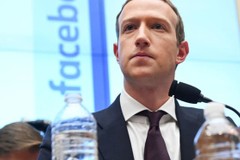 Facebook bắt đầu kiểm soát quyền lực của Mark Zuckerberg