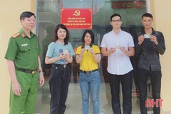 200 công dân đầu tiên ở Hương Khê nhận thẻ căn cước công dân