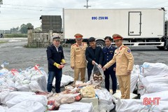 Hà Tĩnh: Phát hiện 3,2 tấn thực phẩm bẩn trên đường vào Nam tiêu thụ