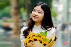 Nữ sinh quê Hà Tĩnh “bật mí” về hành trình đạt thủ khoa đầu ra Đại học Ngoại thương