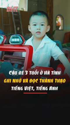 Cậu bé 3 tuổi ghi nhớ và đọc thành thạo tiếng Việt, tiếng Anh