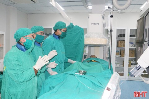 99% ca tắc động mạch vành được cơ sở y tế Hà Tĩnh tái thông thành công 
