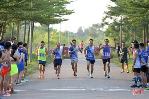 Câu lạc bộ Hà Tĩnh Runners lan tỏa tinh thần vì cộng đồng
