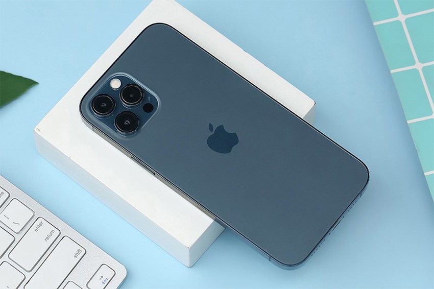 Trên tay nhanh iPhone 12 Pro Max màu Xanh: Chiếc điện thoại mang đến sự đột  phá của Apple