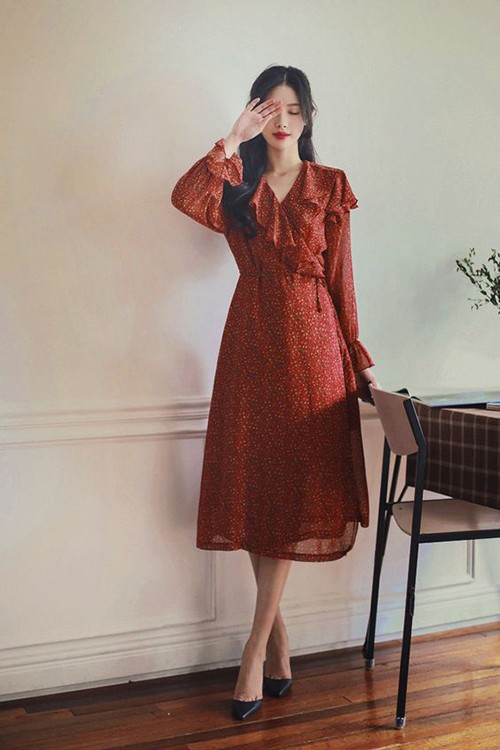 Váy Suông Hoa Nhí Tay Phồng Chất Liệu Lụa Cao Cấp Hang Thiết Kế Đủ Size  Siêu Xinh. | Shopee Việt Nam