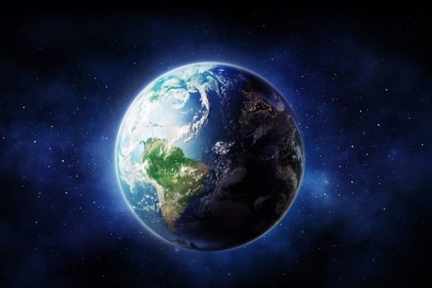 Tại sao Trái Đất không tồn tại hình trụ trả hảo?