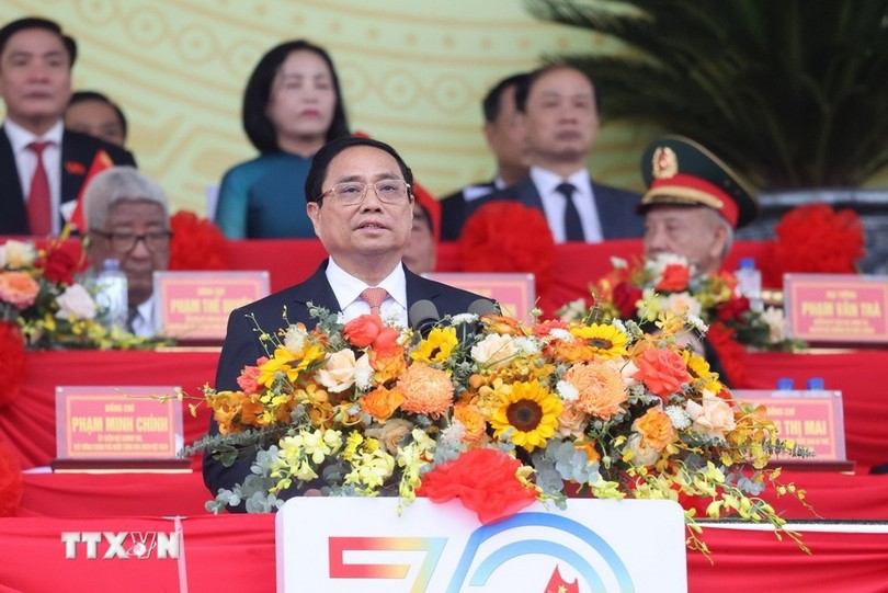 Thủ tướng Chính phủ Phạm Minh Chính đọc Diễn văn kỷ niệm 70 năm Chiến thắng Điện Biên Phủ. (Ảnh: Lâm Khánh/TTXVN)