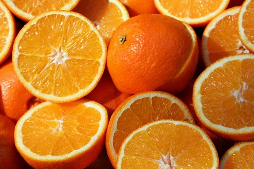 Vitamin C cũng là một chất dinh dưỡng quan trọng cho quá trình tổng hợp collagen. Ảnh: Unsplash.