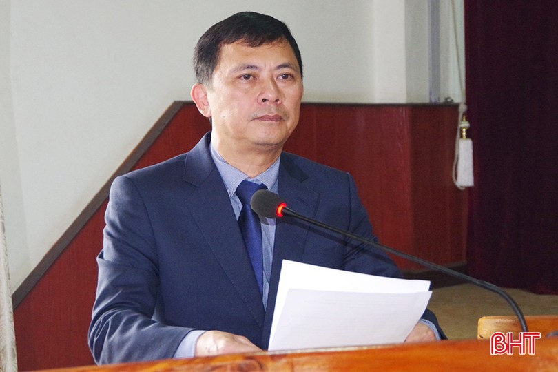 Phó Chủ tịch UBND tỉnh Lê Ngọc Châu phát biểu tại buổi lễ.